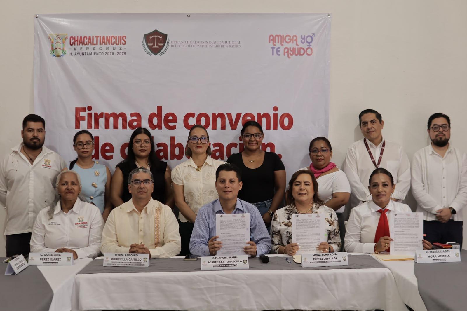 Firma de convenio "amiga yo te ayudo"